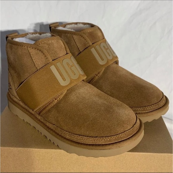 UGG Australia Neumel Camel Tan Suede Boots New With Box Womans Sizes Listed - Picture 6 of 7